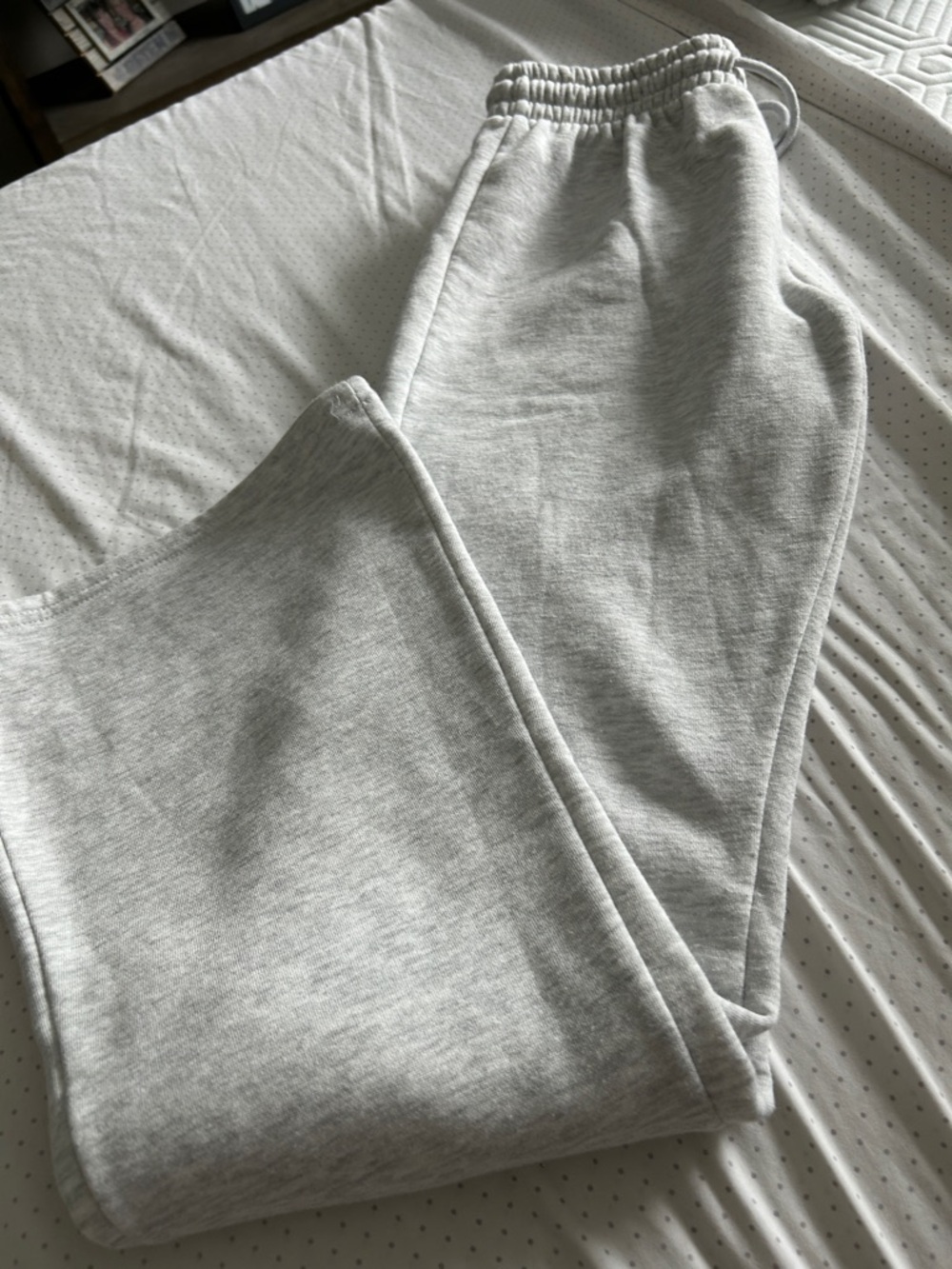 SWS Athletics Gray Flare Leg Sweatpants - Picture 10 of 10